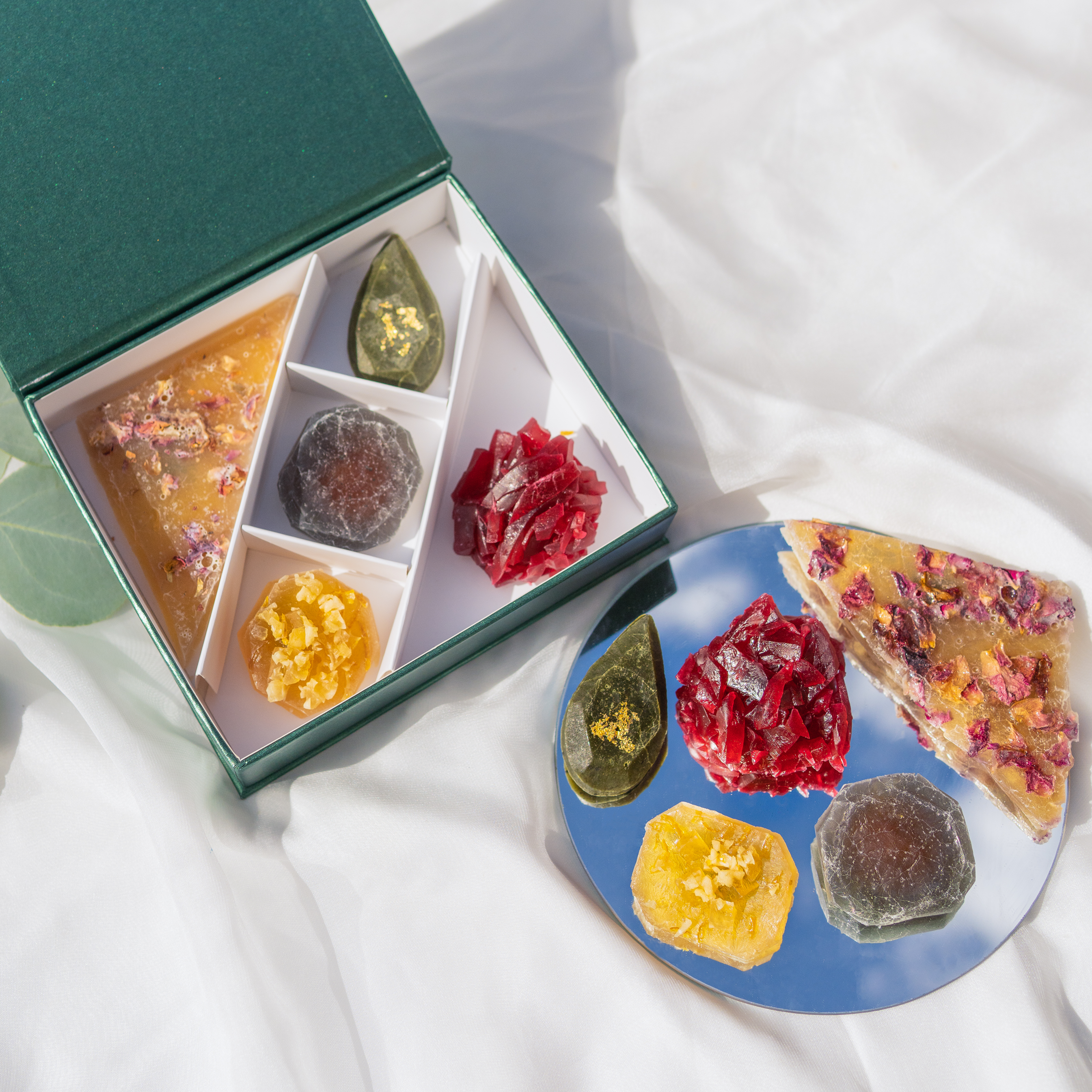 A picture of Gem Box Crystal Treats